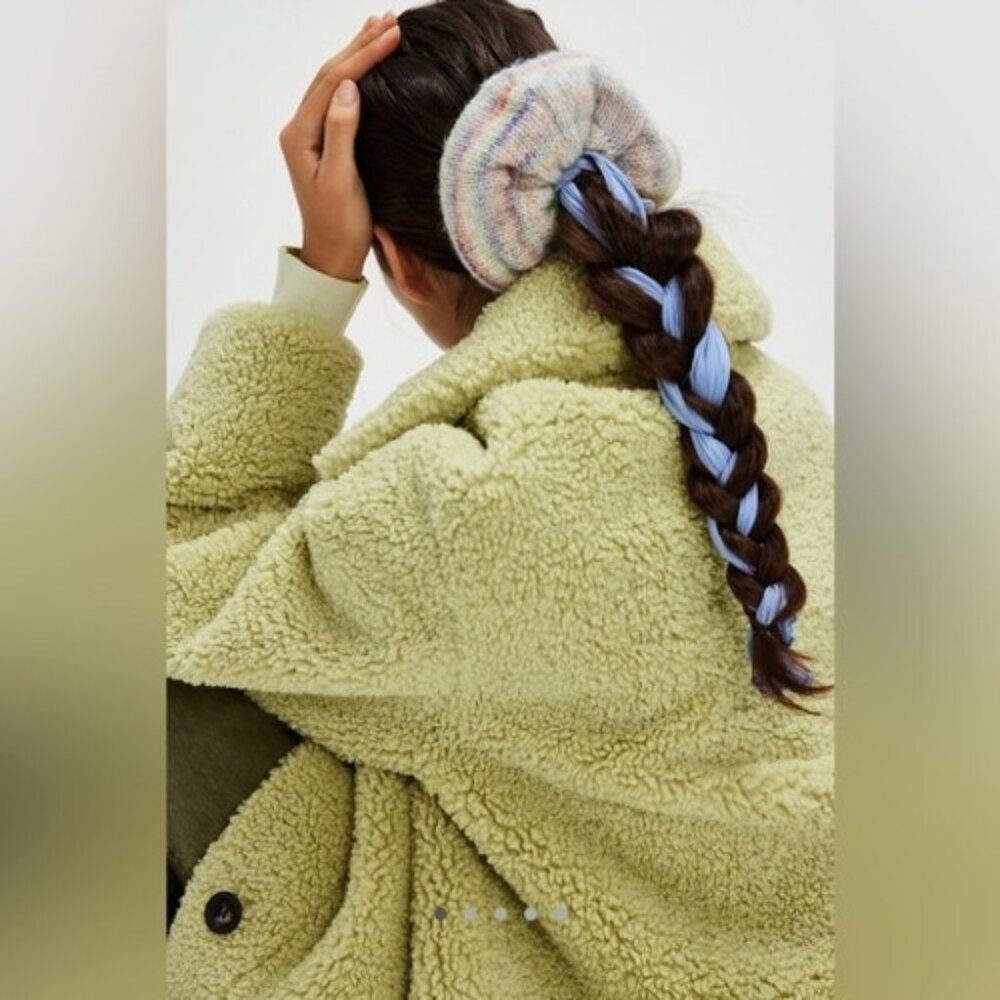 NWOT - Free People - Nina Jumbo Knit Scrunchie